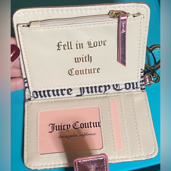 Juicy Simply perfect tab card wallet NWT - Picture 5 of 6